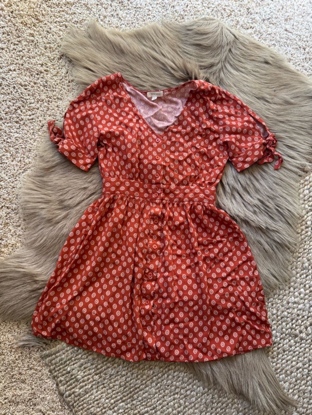 Sky and Sparrow Rust Red Printed Short Sleeve Dress